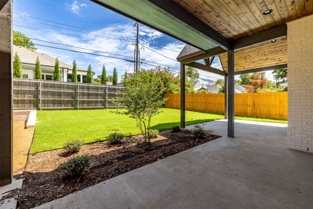 3917 S Rockford Avenue, Tulsa, OK 74105