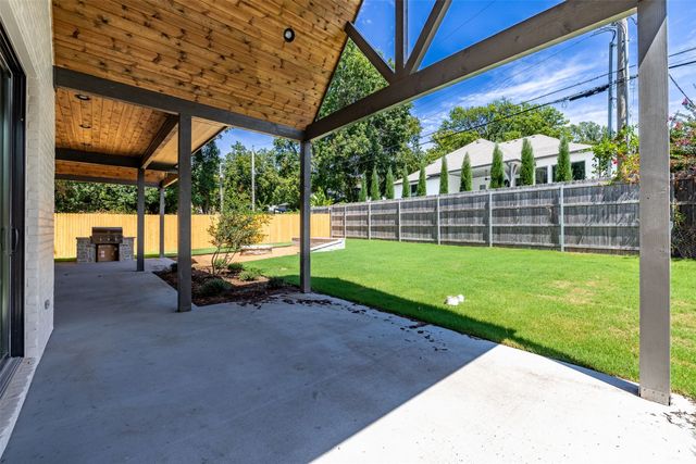 3917 S Rockford Avenue, Tulsa, OK 74105