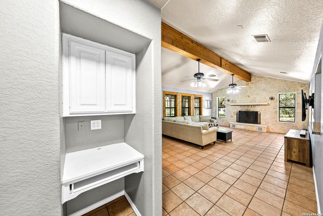 175 Quail Creek Dr., Lytle, TX 78052