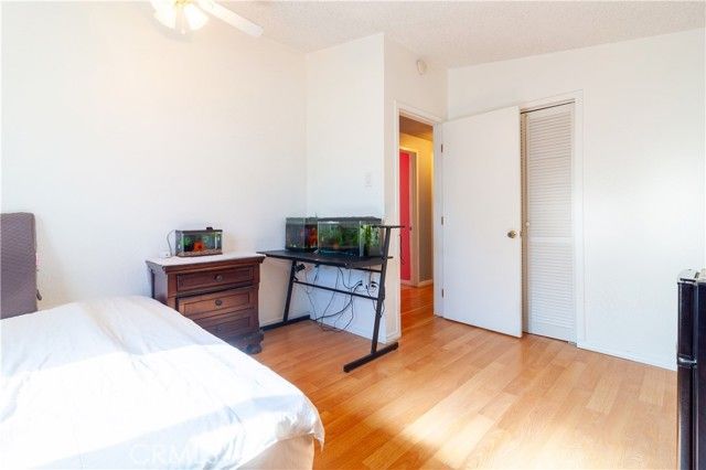 2005 W Milling, Lancaster, CA 93536