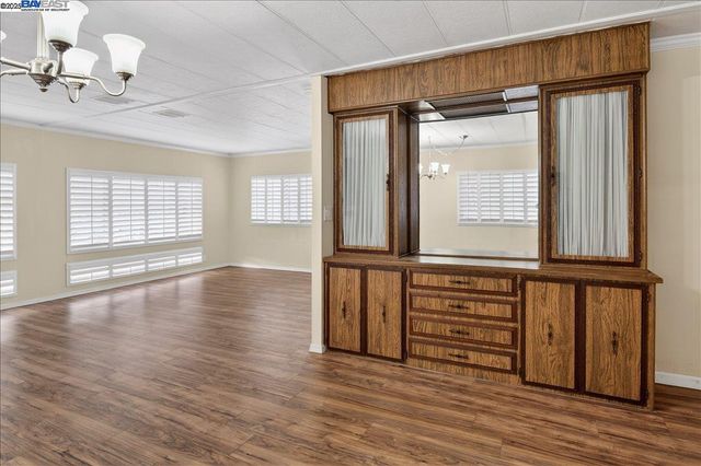 375 Santa Paula, San Leandro, CA 94579