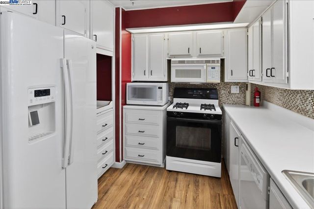 375 Santa Paula, San Leandro, CA 94579