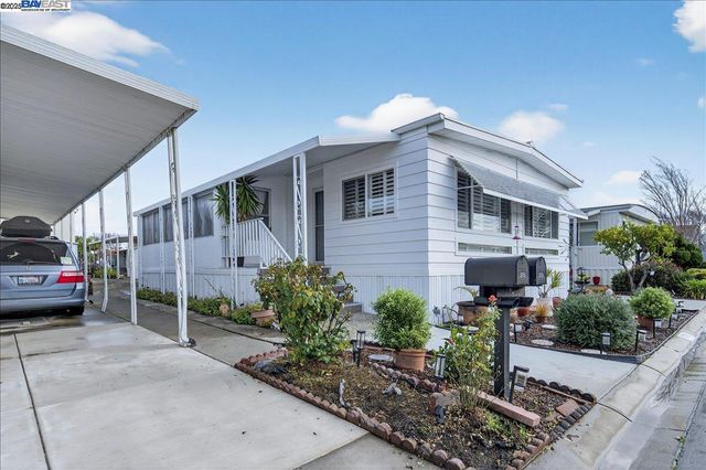 375 Santa Paula, San Leandro, CA 94579