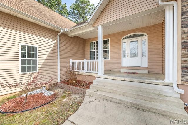 6200 Pinecrest Drive, Poplar Bluff, MO 63901