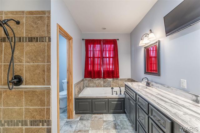 6200 Pinecrest Drive, Poplar Bluff, MO 63901