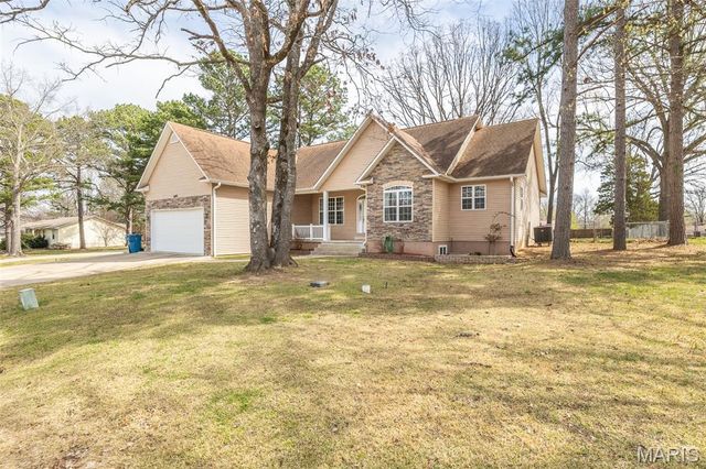 6200 Pinecrest Drive, Poplar Bluff, MO 63901