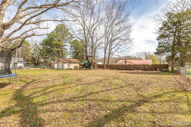 6200 Pinecrest Drive, Poplar Bluff, MO 63901