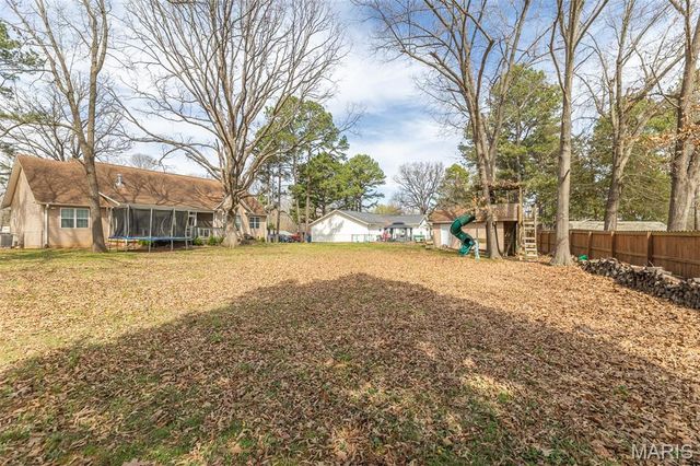 6200 Pinecrest Drive, Poplar Bluff, MO 63901