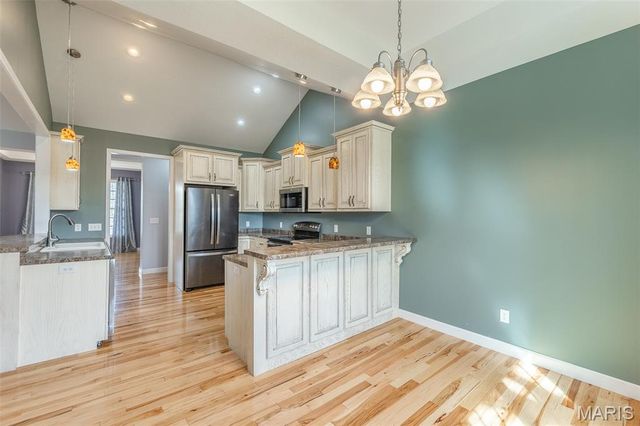 6200 Pinecrest Drive, Poplar Bluff, MO 63901