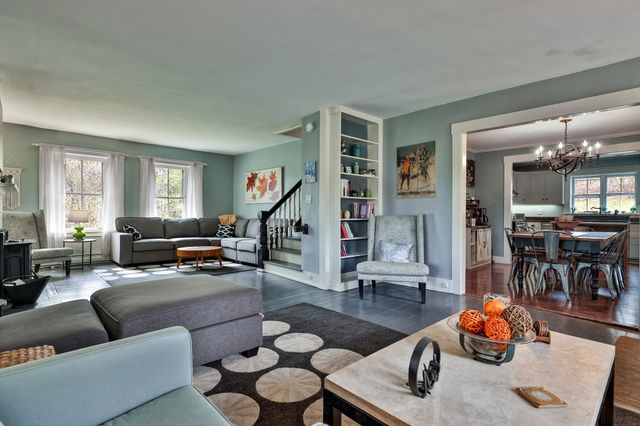 76 Goldthwaite Road, Chester, VT 05143