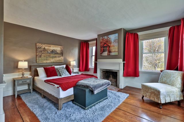 76 Goldthwaite Road, Chester, VT 05143
