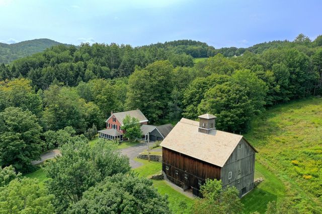 76 Goldthwaite Road, Chester, VT 05143