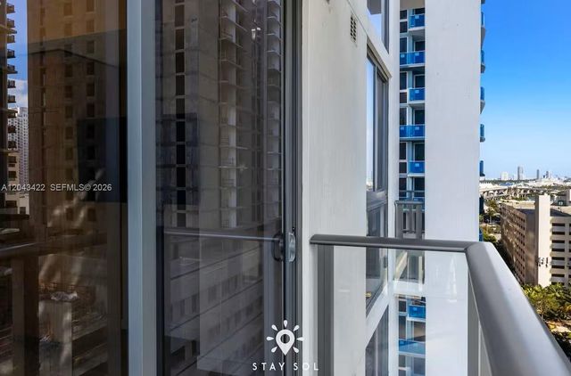 11 NE 6th St 1606, Miami, FL 33132