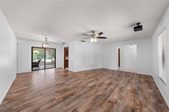 2440 CRANE COURT, St Cloud, FL 34771