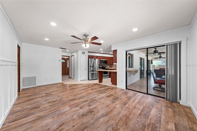 2440 CRANE COURT, St Cloud, FL 34771