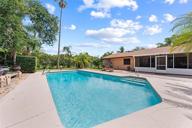 2440 CRANE COURT, St Cloud, FL 34771