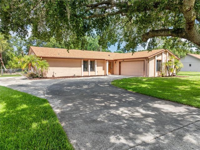 2440 CRANE COURT, St Cloud, FL 34771