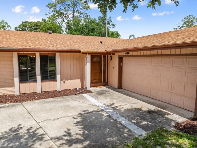 2440 CRANE COURT, St Cloud, FL 34771