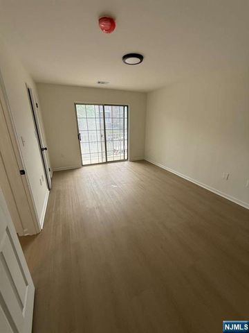 91 Callahan Court, Newark, NJ 07103