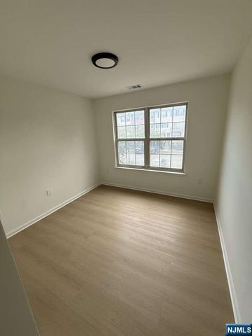 91 Callahan Court, Newark, NJ 07103