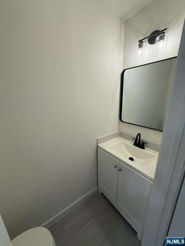 91 Callahan Court, Newark, NJ 07103