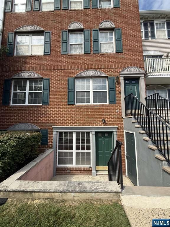 91 Callahan Court, Newark, NJ 07103