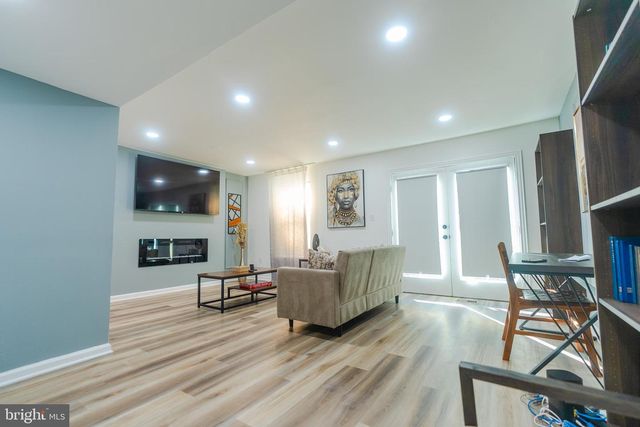 8922 CONGRESS PL, Landover, MD 20785