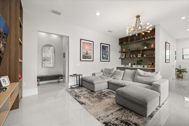 10348 KENSINGTON SHORE DRIVE, Orlando, FL 32827