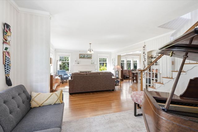 821 Minnesota Avenue, Medford, OR 97504