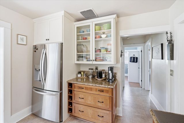 821 Minnesota Avenue, Medford, OR 97504