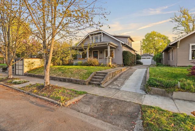 821 Minnesota Avenue, Medford, OR 97504