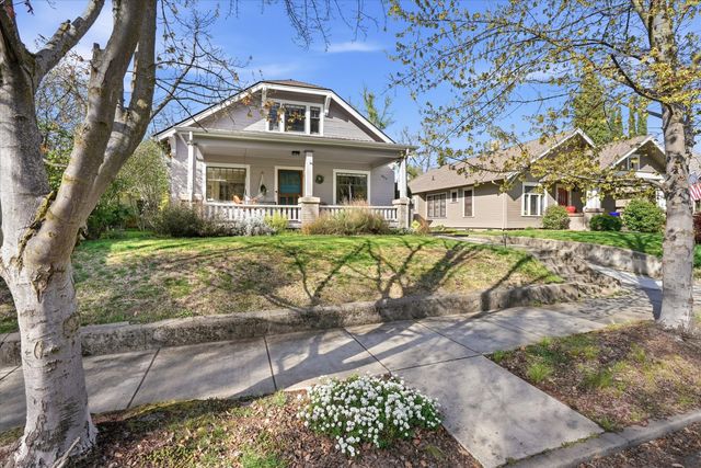 821 Minnesota Avenue, Medford, OR 97504