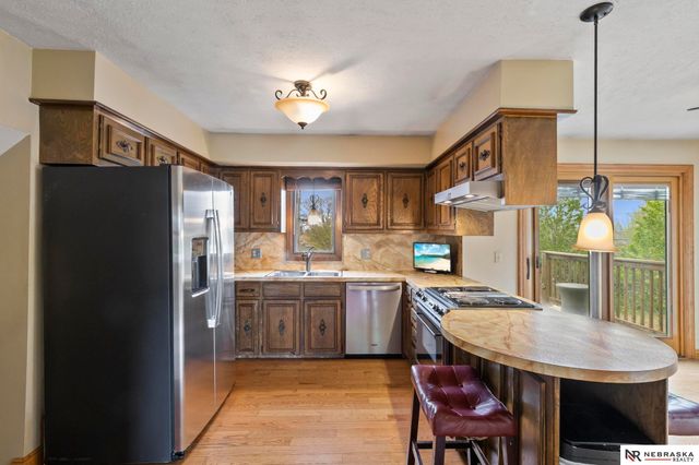 5018 S 53rd Street, Omaha, NE 68117