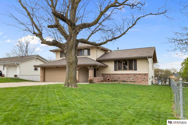 5018 S 53rd Street, Omaha, NE 68117