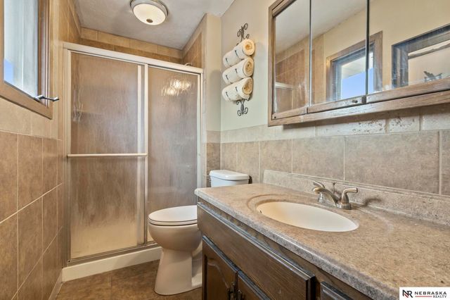 5018 S 53rd Street, Omaha, NE 68117