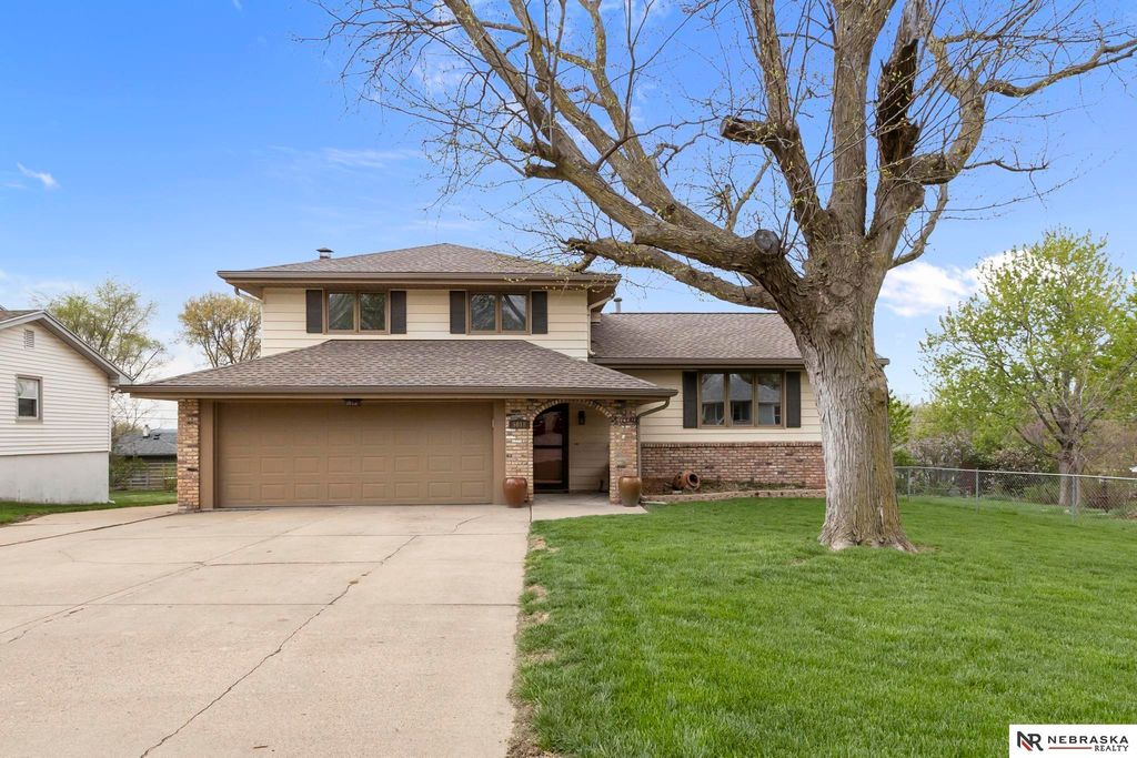 5018 S 53rd Street, Omaha, NE 68117