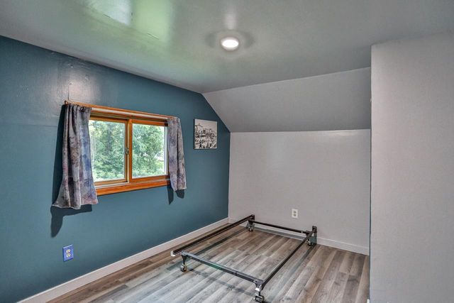 406 FLINT AVENUE, Mattoon, WI 54450