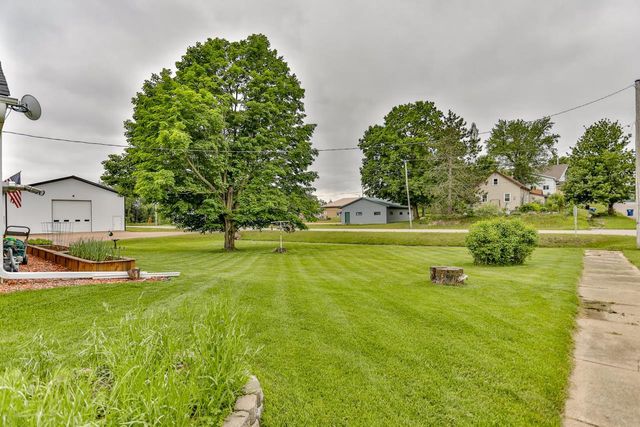 406 FLINT AVENUE, Mattoon, WI 54450