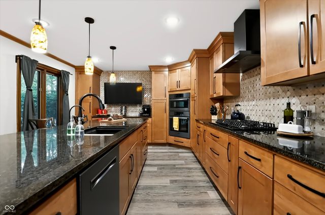 7302 Wood Stream Drive, Indianapolis, IN 46254