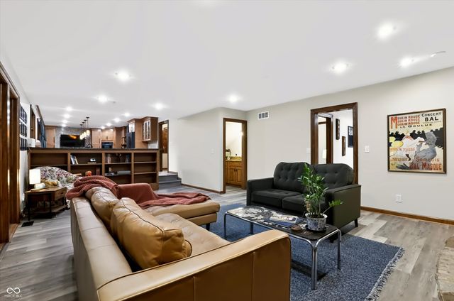 7302 Wood Stream Drive, Indianapolis, IN 46254