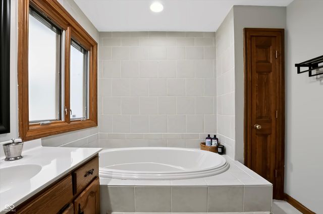 7302 Wood Stream Drive, Indianapolis, IN 46254