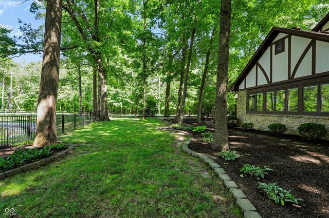 7302 Wood Stream Drive, Indianapolis, IN 46254