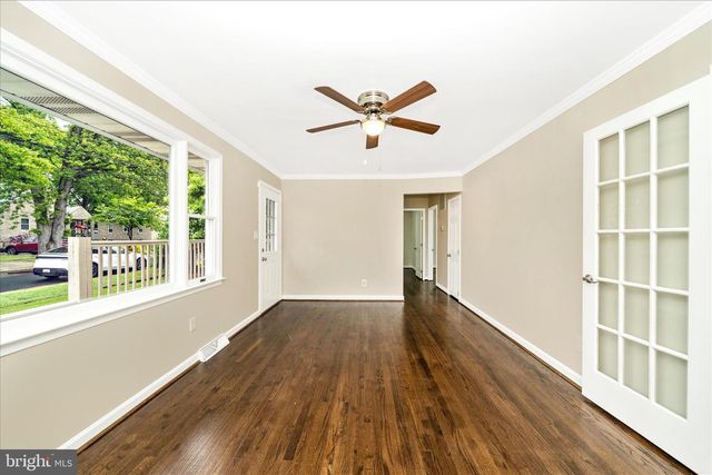 111 RANGE RD, Glen Burnie, MD 21061