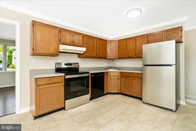 111 RANGE RD, Glen Burnie, MD 21061