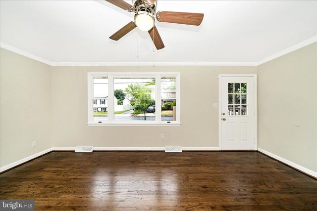 111 RANGE RD, Glen Burnie, MD 21061