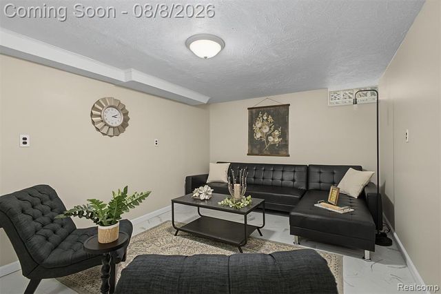 237 S Denwood Street, Dearborn, MI 48124