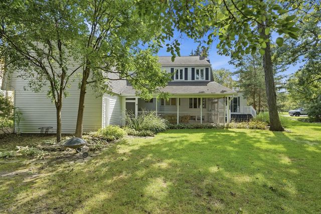 689 Dunbar Terrace, Crete, IL 60417