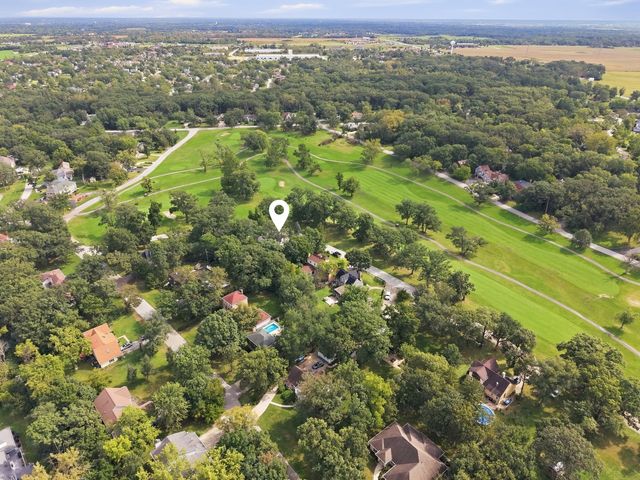 689 Dunbar Terrace, Crete, IL 60417