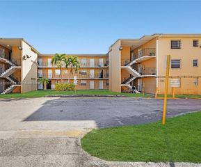 3855 SW 79th Avenue 27, Miami, FL 33155
