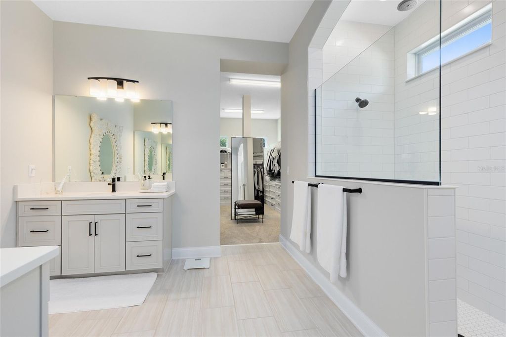 Image 14 of property listing at 8603 DUBOCHET STREET, Orlando, FL 32827